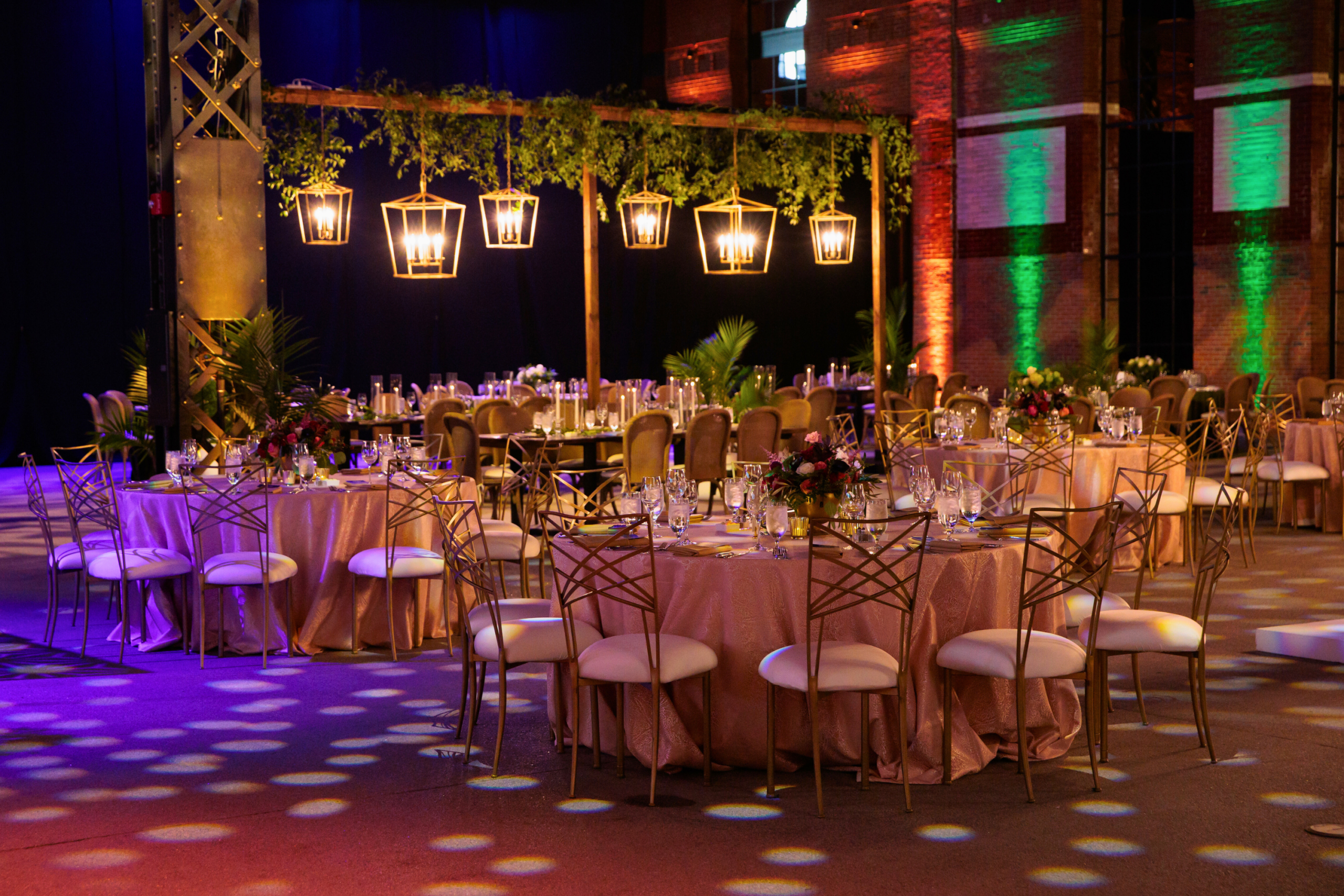 Lighting and ambience of a restaurant