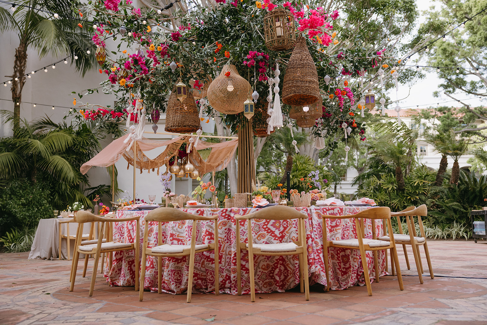 Ritz-Carlton Moroccan themed event tablescape